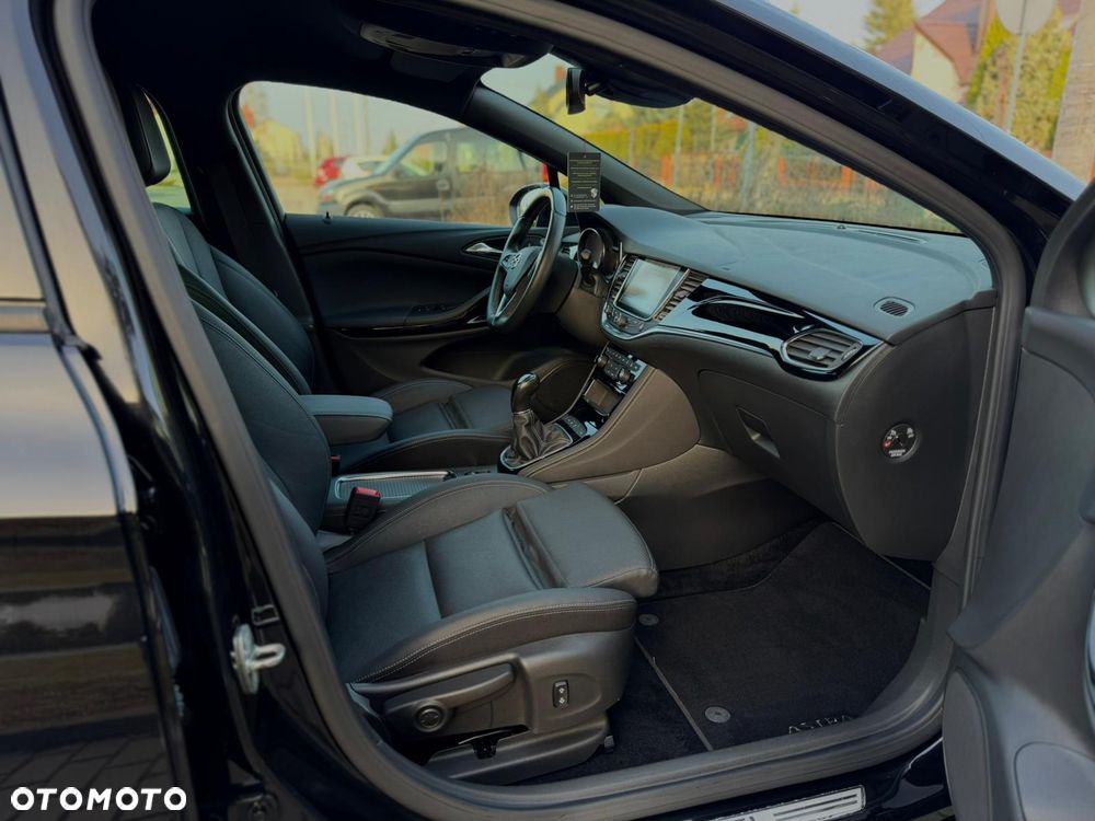 Opel Astra 1.4 T Elite S&S - 22