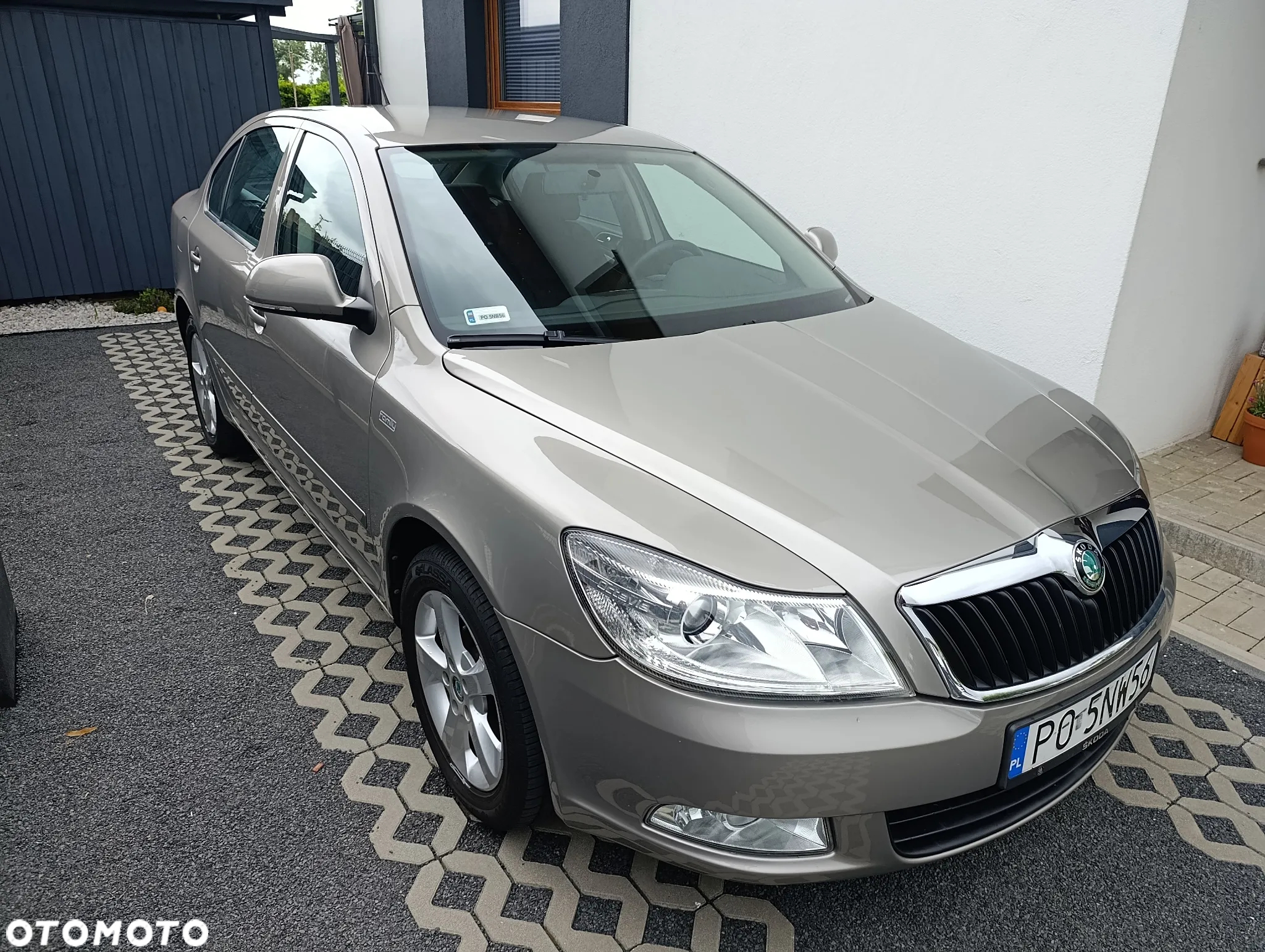 Skoda Octavia 1.6 Family - 4