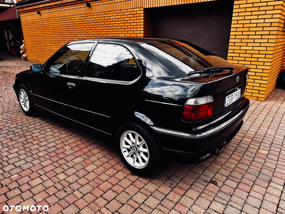 BMW Seria 3 316i - 28