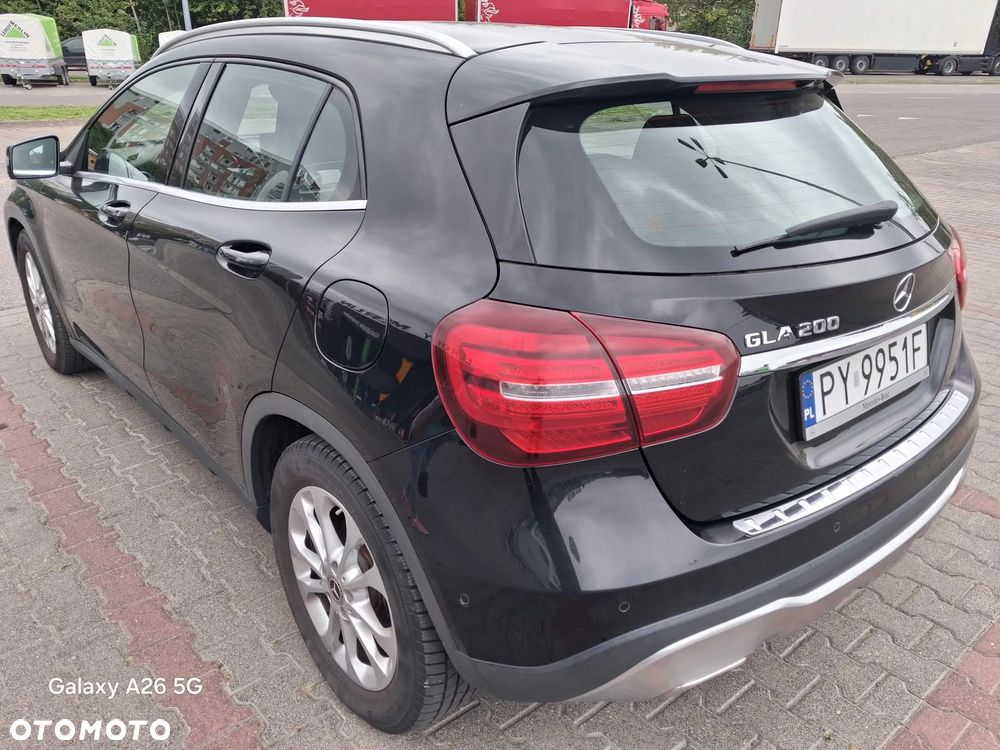 Mercedes-Benz GLA 200 7G-DCT Activity Edition - 15