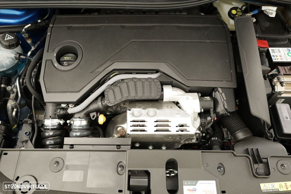 Peugeot 208 1.2 Hybrid Allure e-DCS6 — fotografia 23