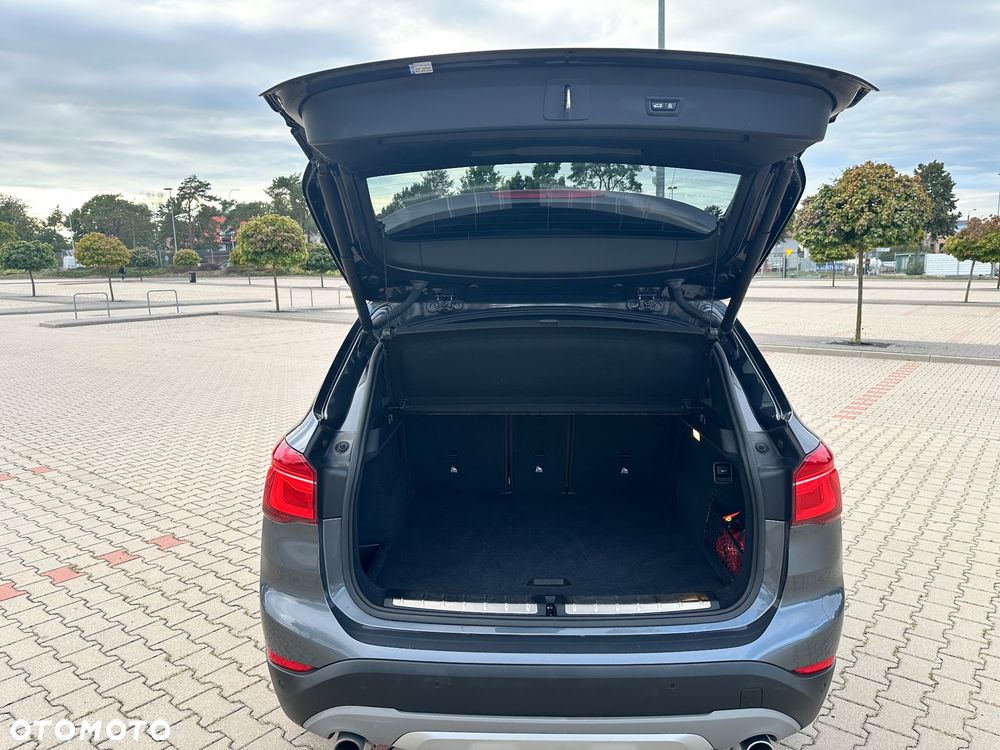 BMW X1 - 16