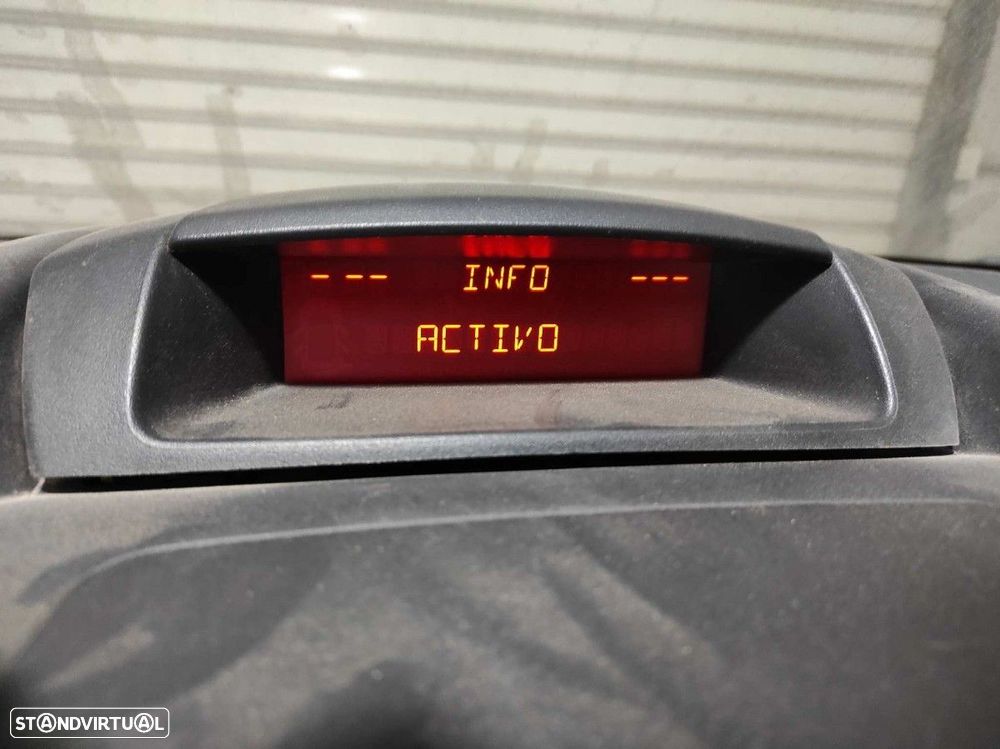 TELA/ECRÃ MULTIFUNÇÕES PEUGEOT PARTNER KOMBI PREMIUM - 2