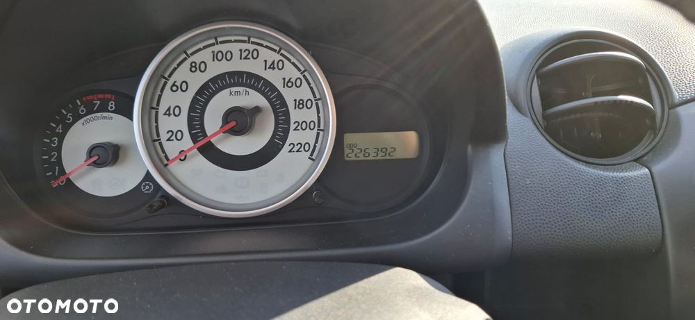 Mazda 2 1.5 Dynamic - 8