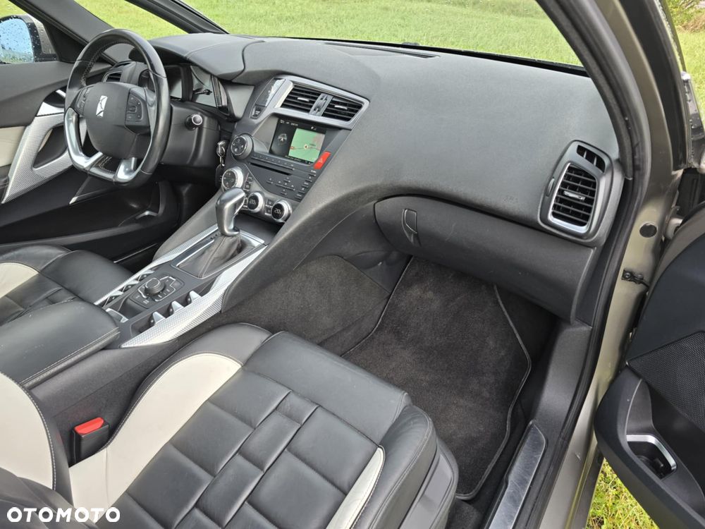 Citroën DS5 BlueHDi 180 SoChic - 12