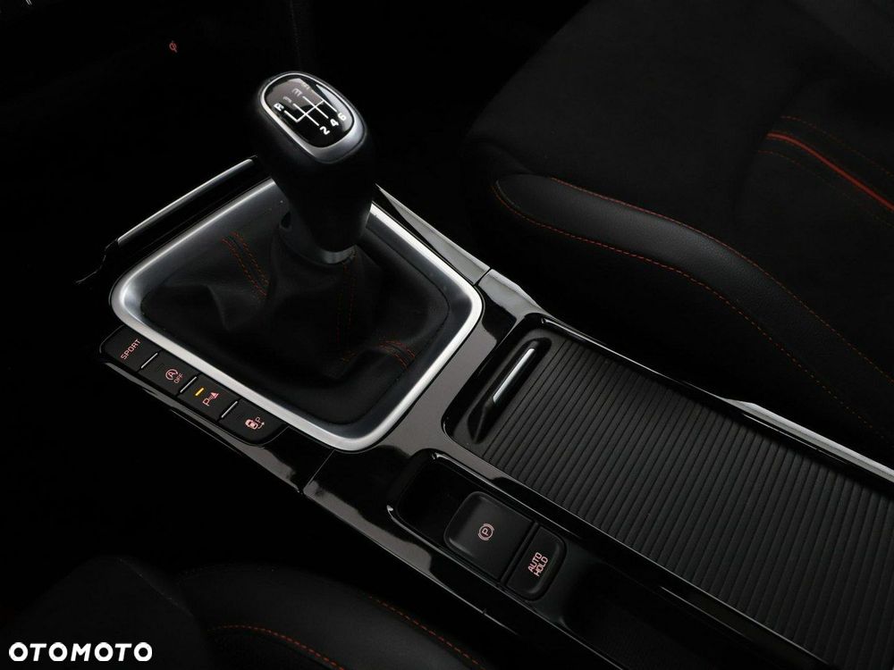 Kia ProCeed 1.6 T-GDI GT - 29