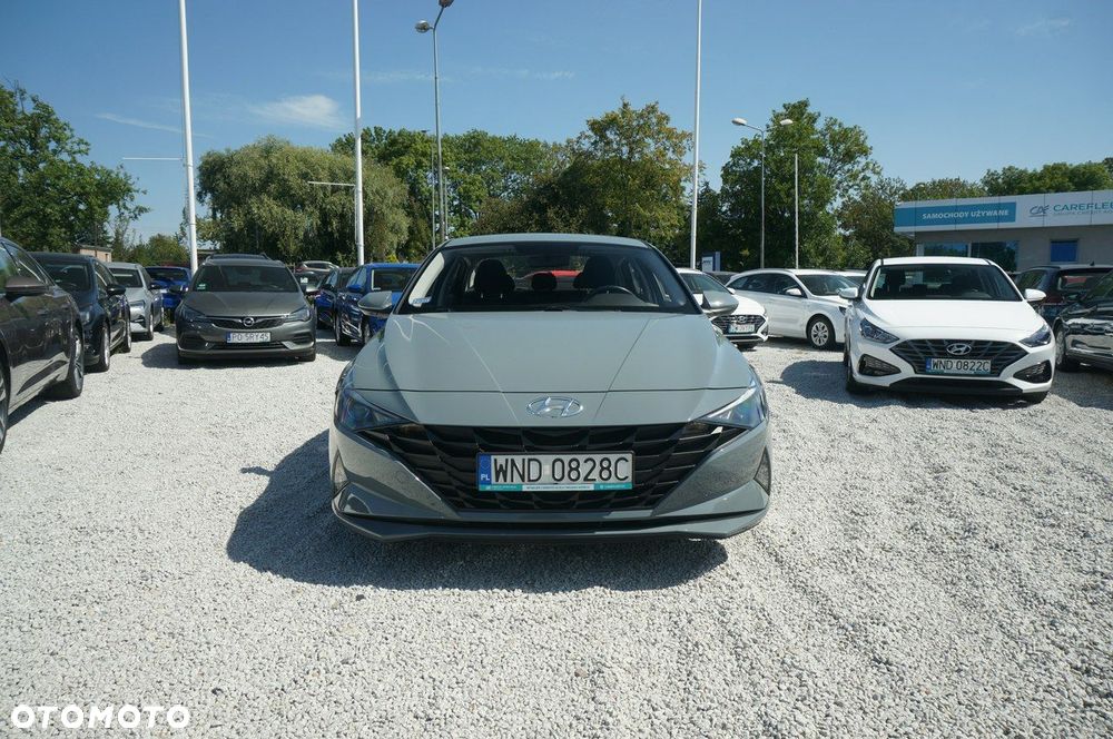 Hyundai Elantra 1.6 Modern - 3