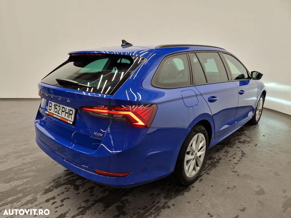 Skoda Octavia Combi 2.0 TSI DSG 4x4 Style - 3