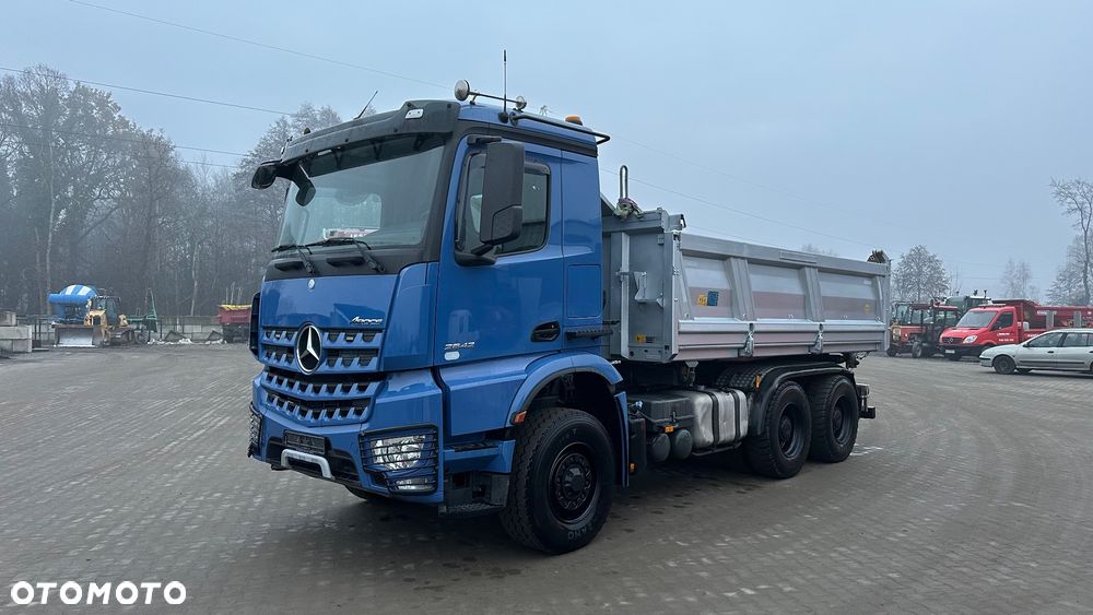 Mercedes-Benz Arocs - 1