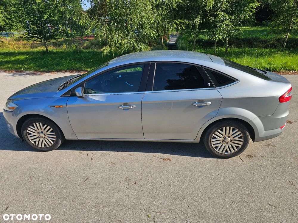 Ford Mondeo 2.0 TDCi Ghia - 4