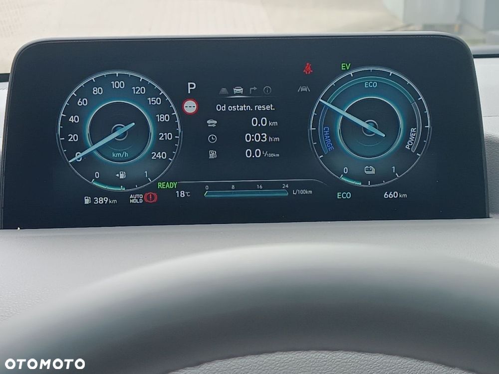 Hyundai Staria 1.6 T-GDI HEV Luxury - 21