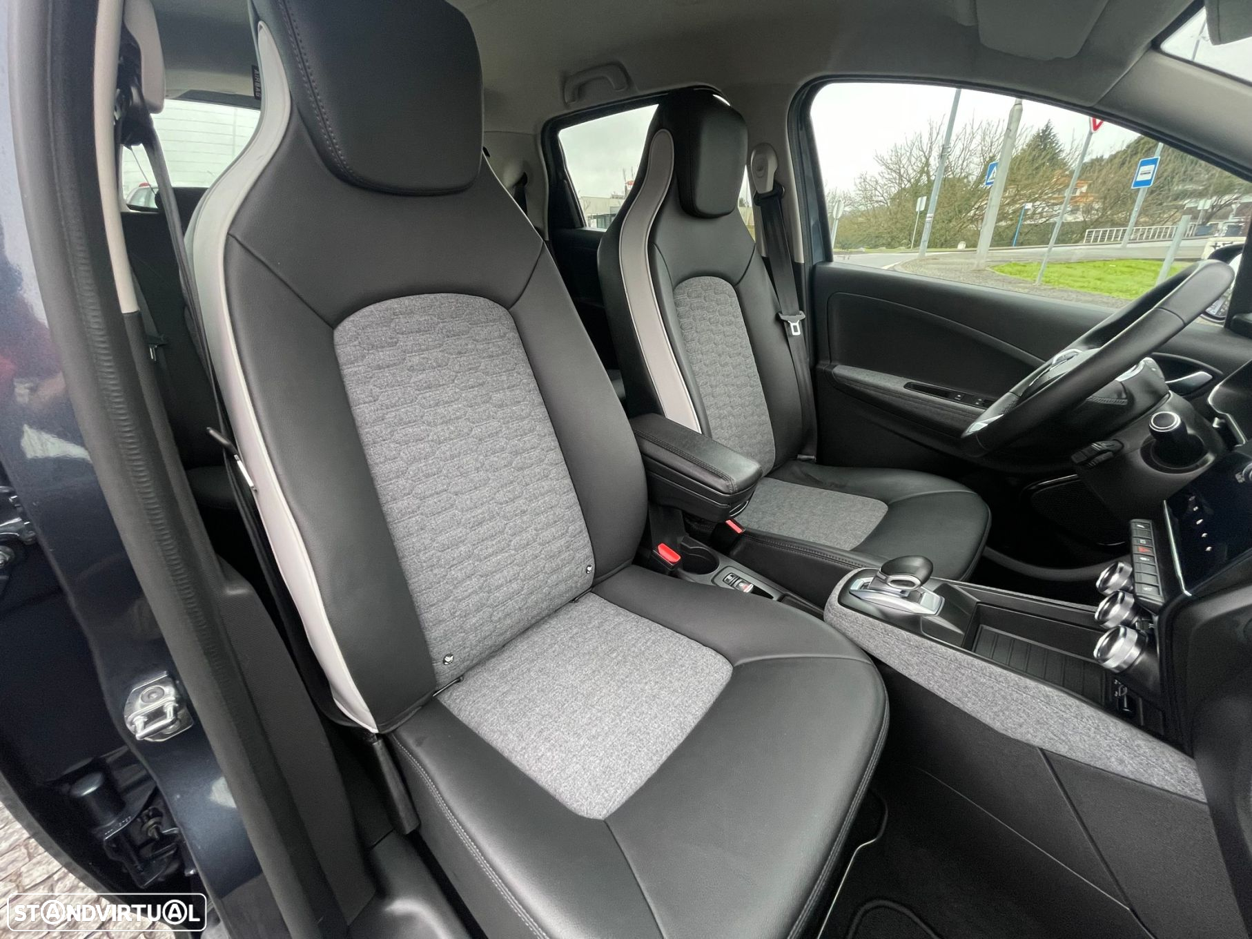 Renault Zoe - 48