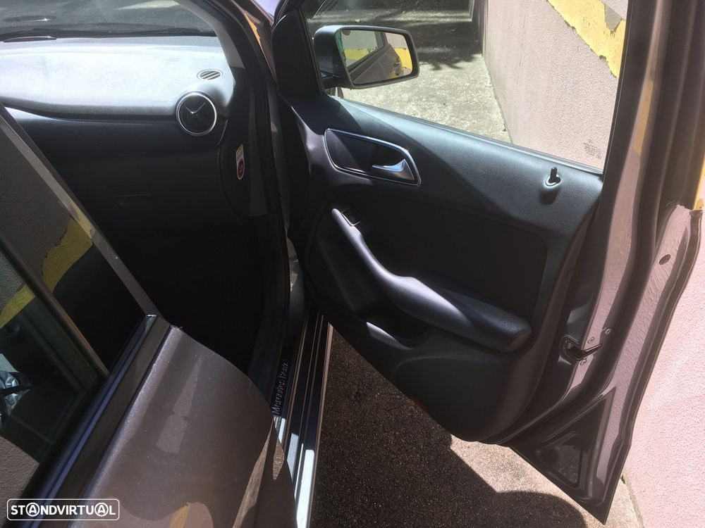 Mercedes-Benz B 180 CDI BlueEFFICIENCY Aut. - 4