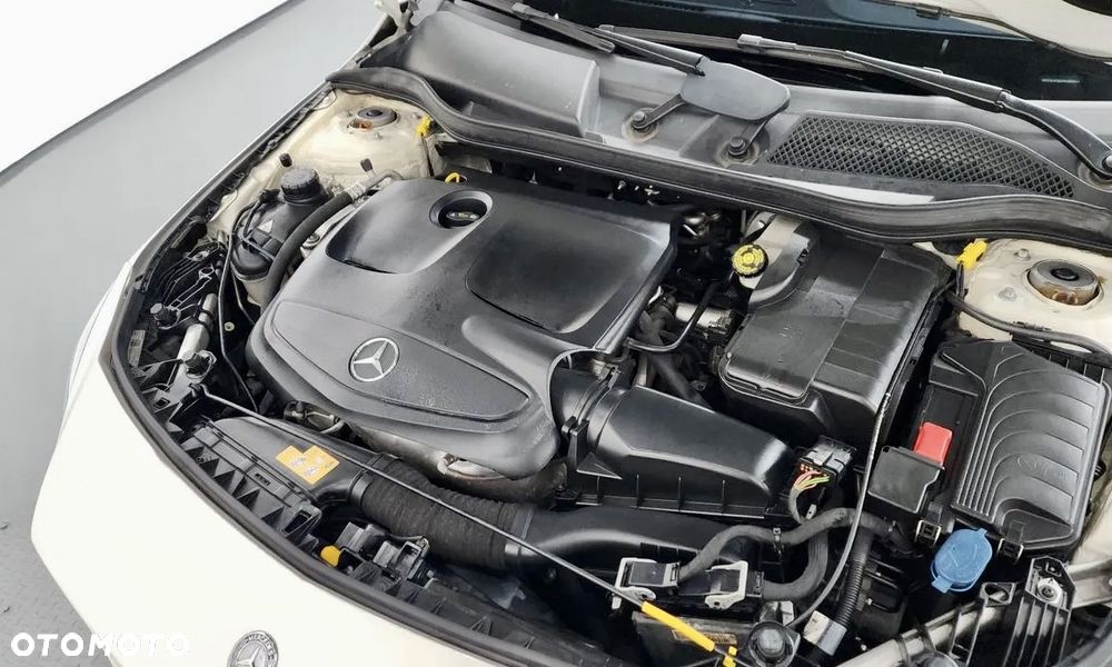 Mercedes-Benz CLA - 22