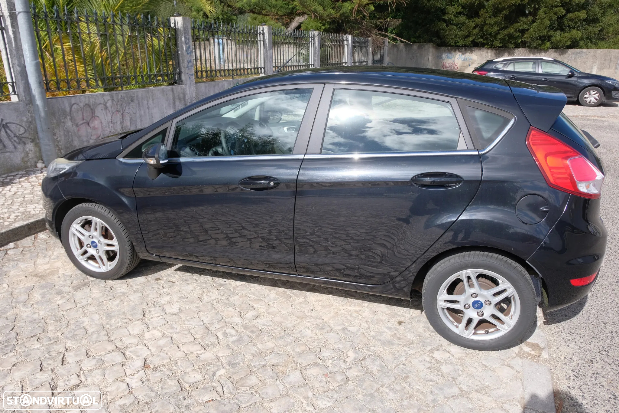 Ford Fiesta 1.0 T EcoBoost Titanium - 4