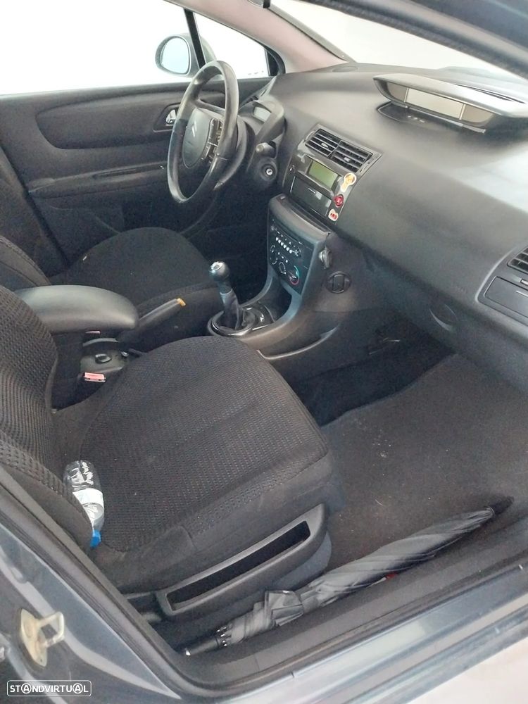 Citroën C4 - 4
