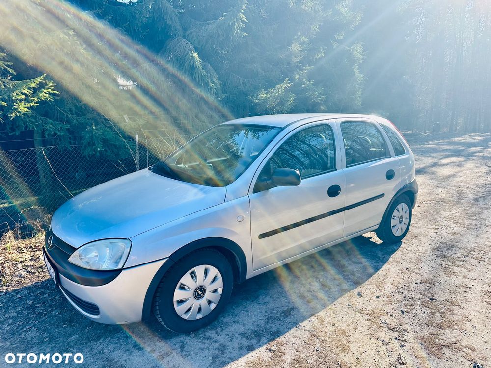 Opel Corsa 1.2 16V Comfort - 1