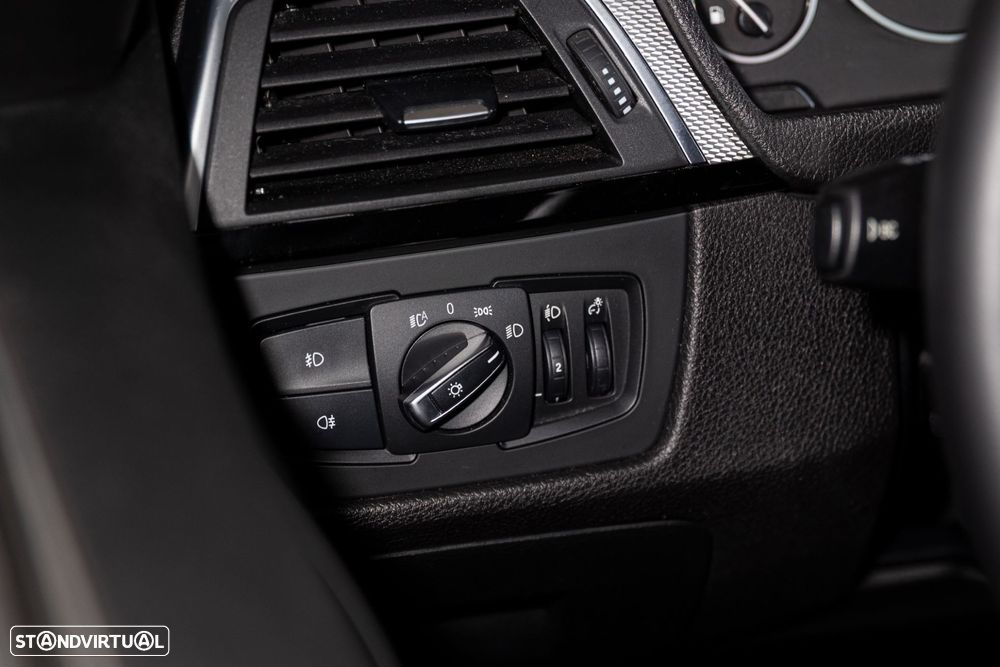 BMW 318 d Pack M Auto - 27