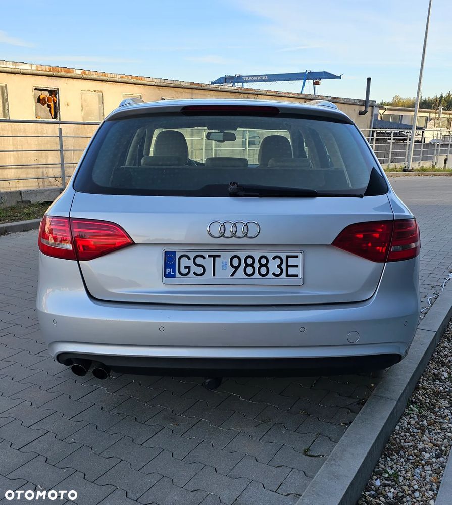Audi A4 Avant - 4