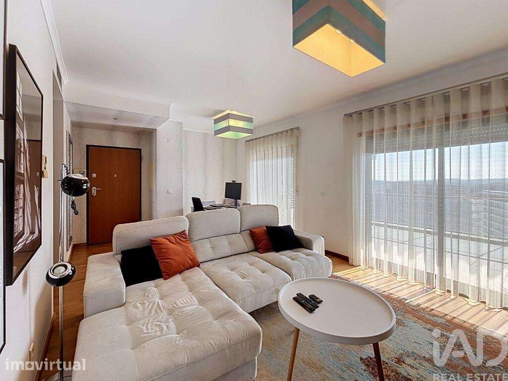 Apartamento T1 em Santo António dos Cavaleiros e Frielas de 70 m2 - Grande imagem: 4/29