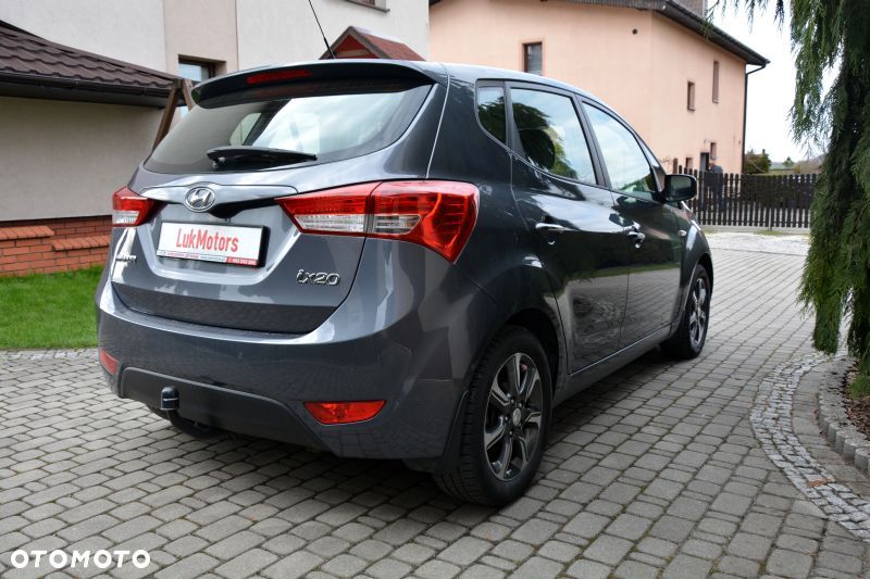 Hyundai ix20 1.4 Classic + - 24