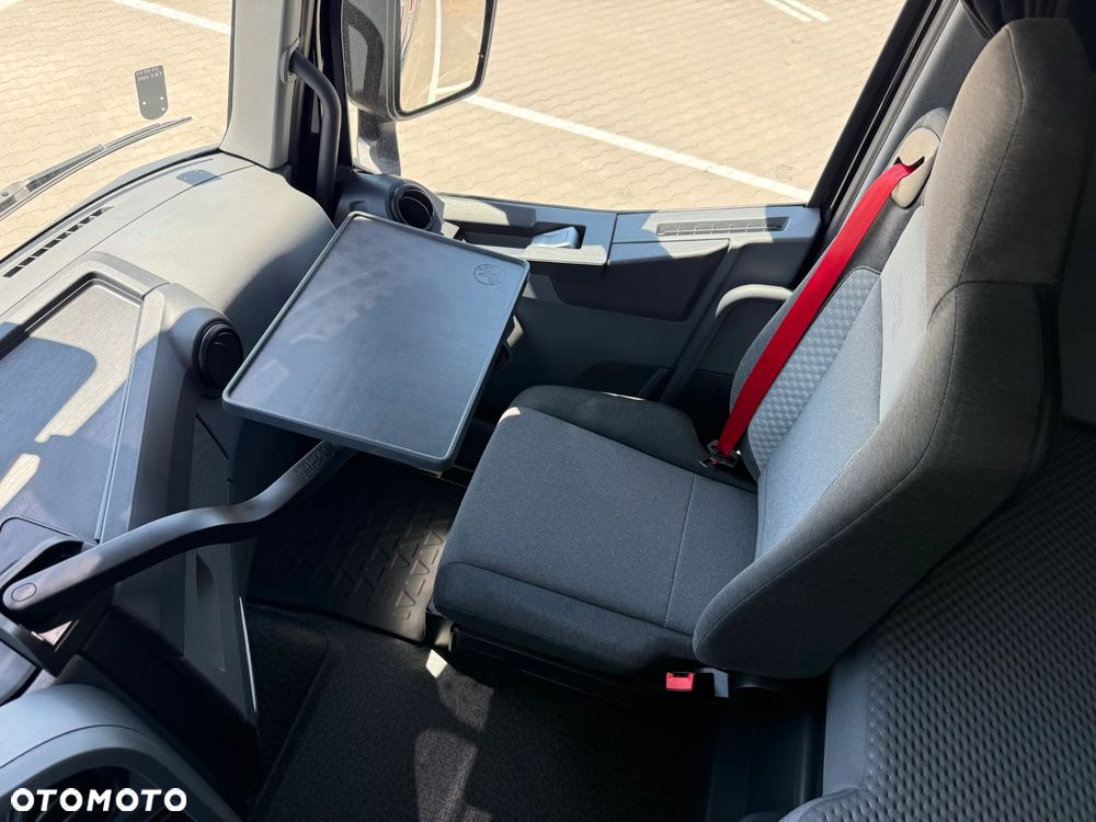 Renault T520 HighCab Limited Black Edition / 2 lata gwarancji + Darmowy kontrakt serwisowy 2 letni - 12