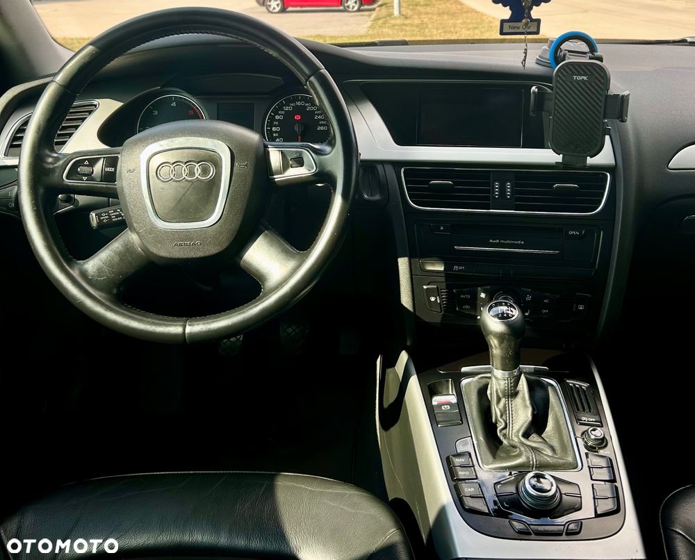 Audi A4 Limousine - 9