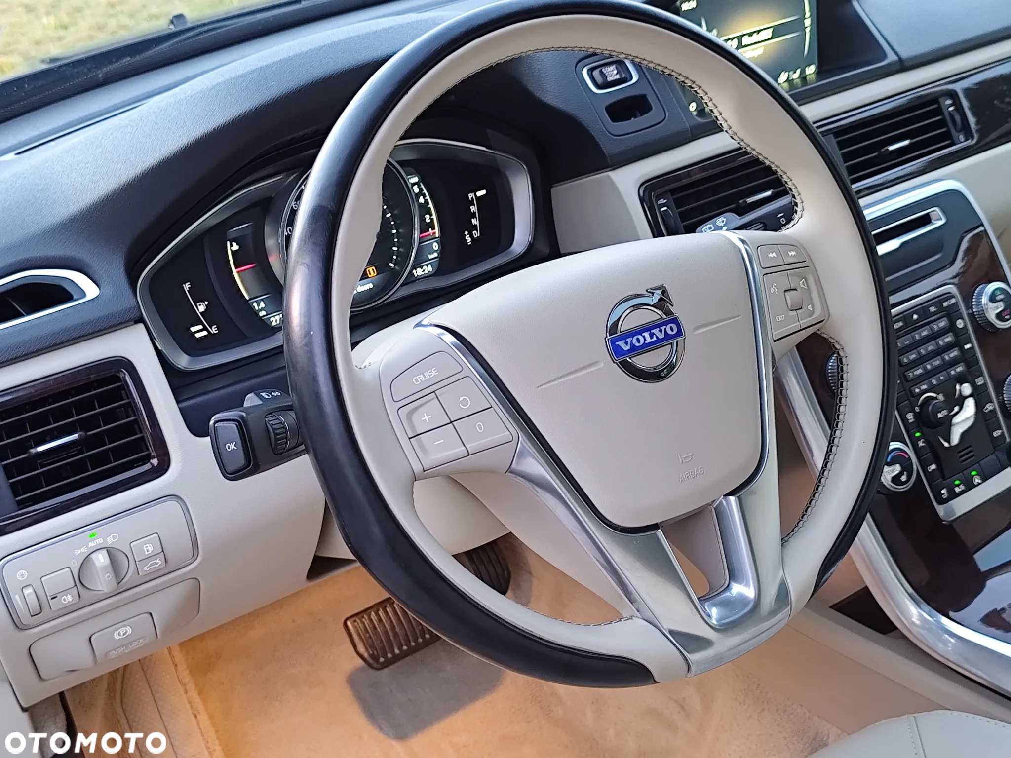Volvo XC 70 T5 Geartronic Momentum - 31