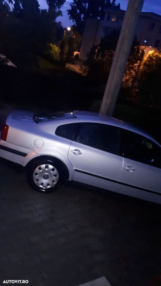 Volkswagen Passat - 2