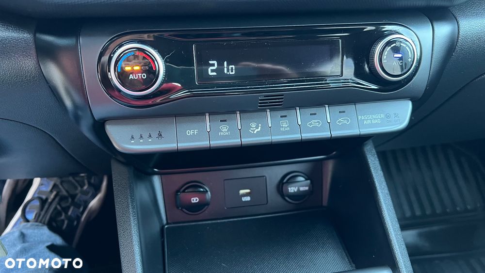 Hyundai Kona 1.6 CRDi 48V-Hybrid Select - 16