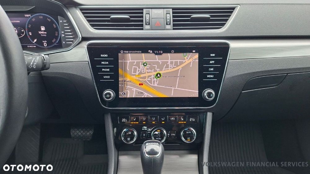 Skoda Superb 2.0 TDI SCR 4x4 Style DSG - 9