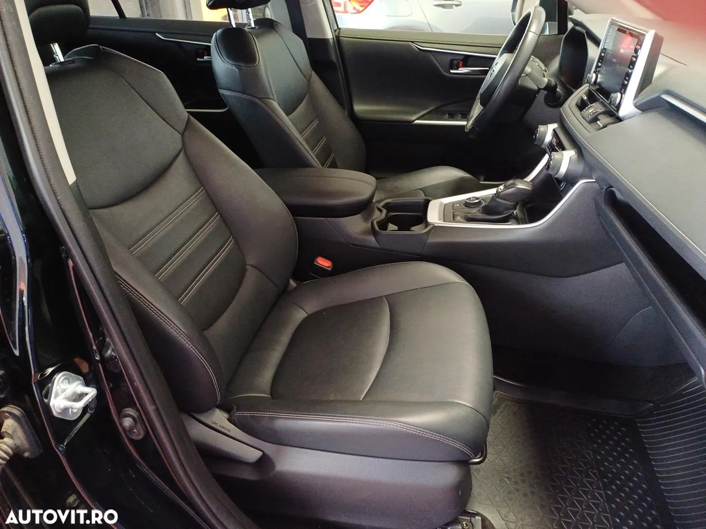 Toyota RAV4 2.5 Hybrid VVT-iE 4x4 Dynamic - 23
