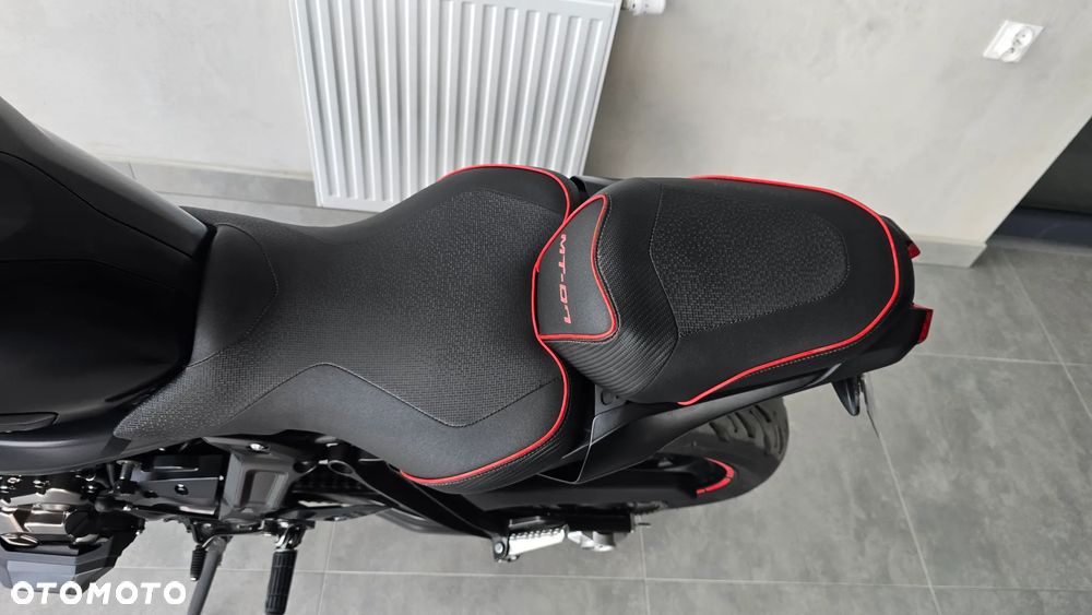Yamaha MT - 24
