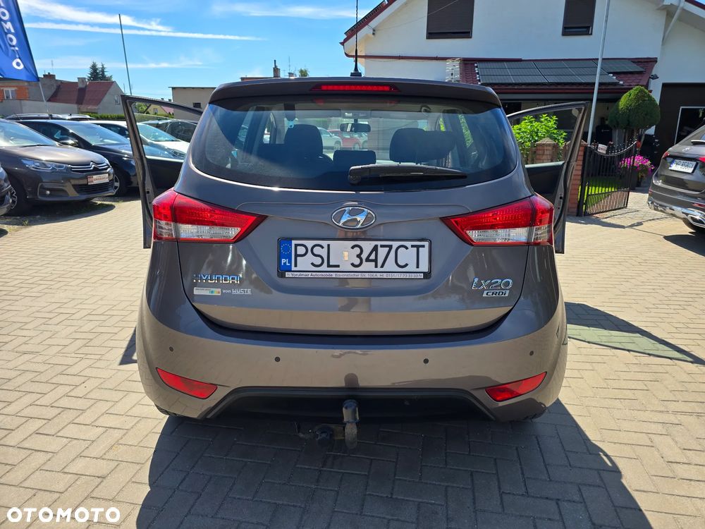 Hyundai ix20 - 22