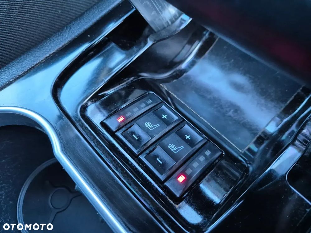 Ford S-Max 2.0 TDCi DPF Titanium - 16