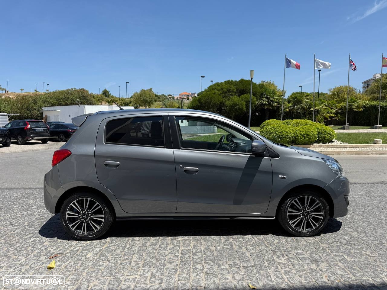 Mitsubishi Space Star 1.2 Intense CVT - 4