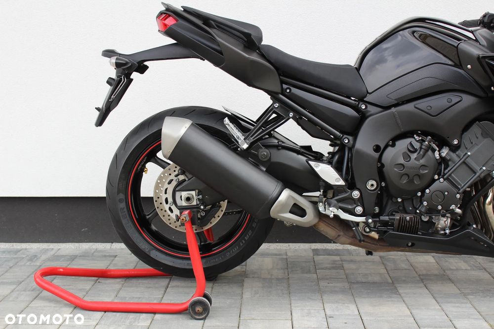 Yamaha FZ8 - 10