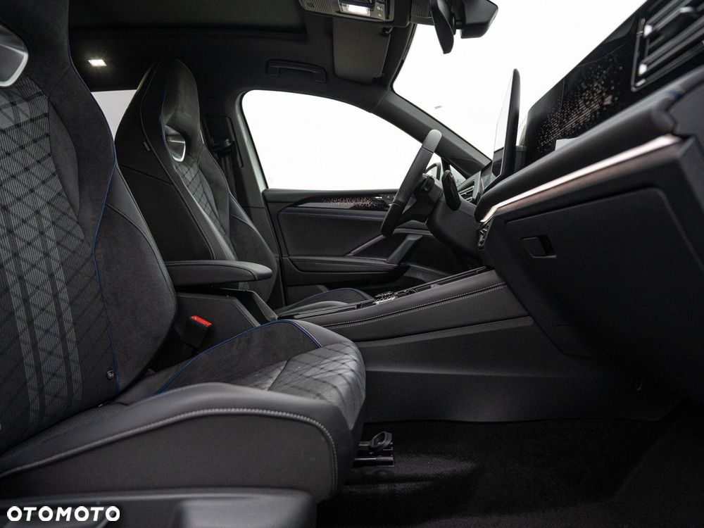 Volkswagen Tiguan - 22