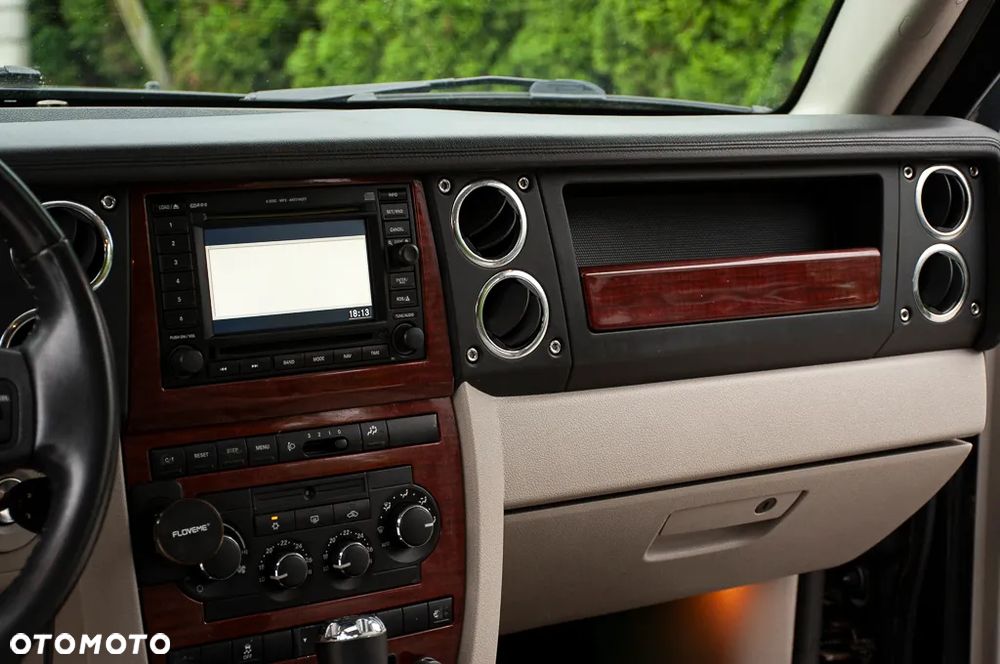 Jeep Commander 3.0 CRD DPF Automatik Limited - 31
