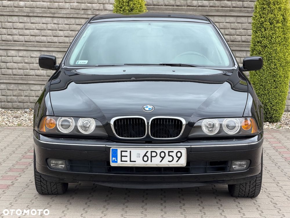 BMW Seria 5 520i - 5