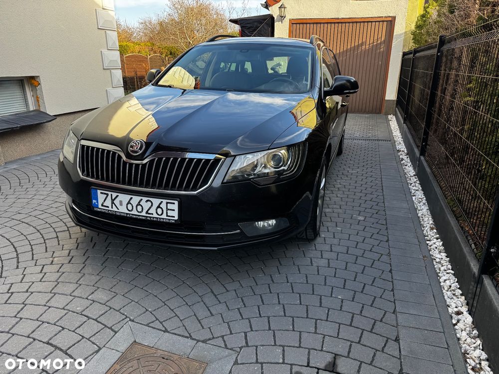 Skoda Superb 2.0 TDI Platinum Outdoor DSG - 23