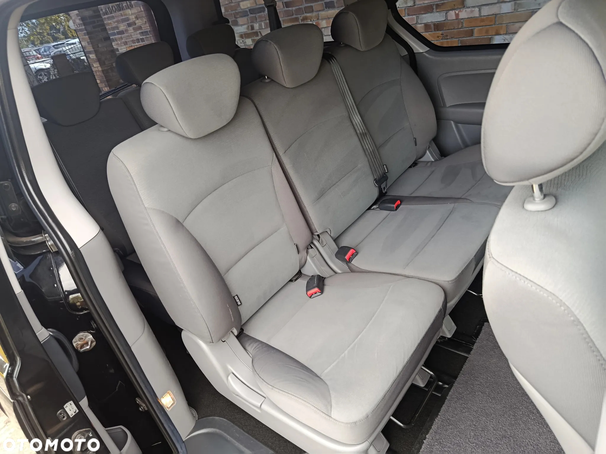 Hyundai H-1 2.5 CRDi Travel Comfort - 21