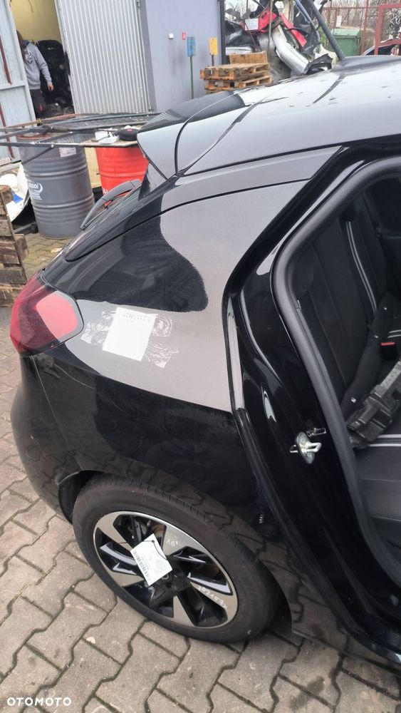 ĆWIARTKA BŁOTNIK PRAWY TYŁ OPEL CORSA F ELEKTRYK - 3