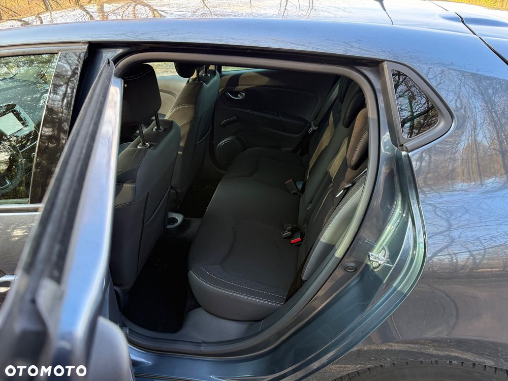 Renault Clio TCe 90 Limited - 22