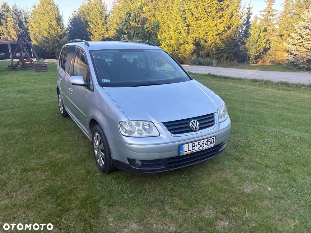 Volkswagen Touran - 3