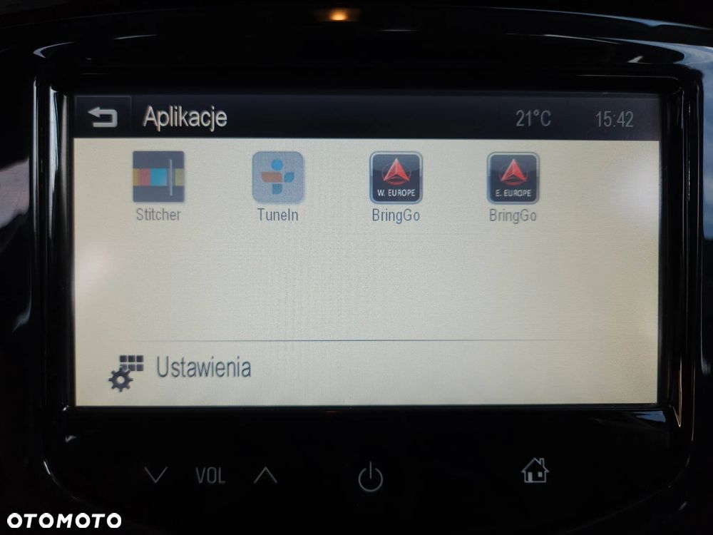 Opel Corsa 1.4 16V Cosmo - 30