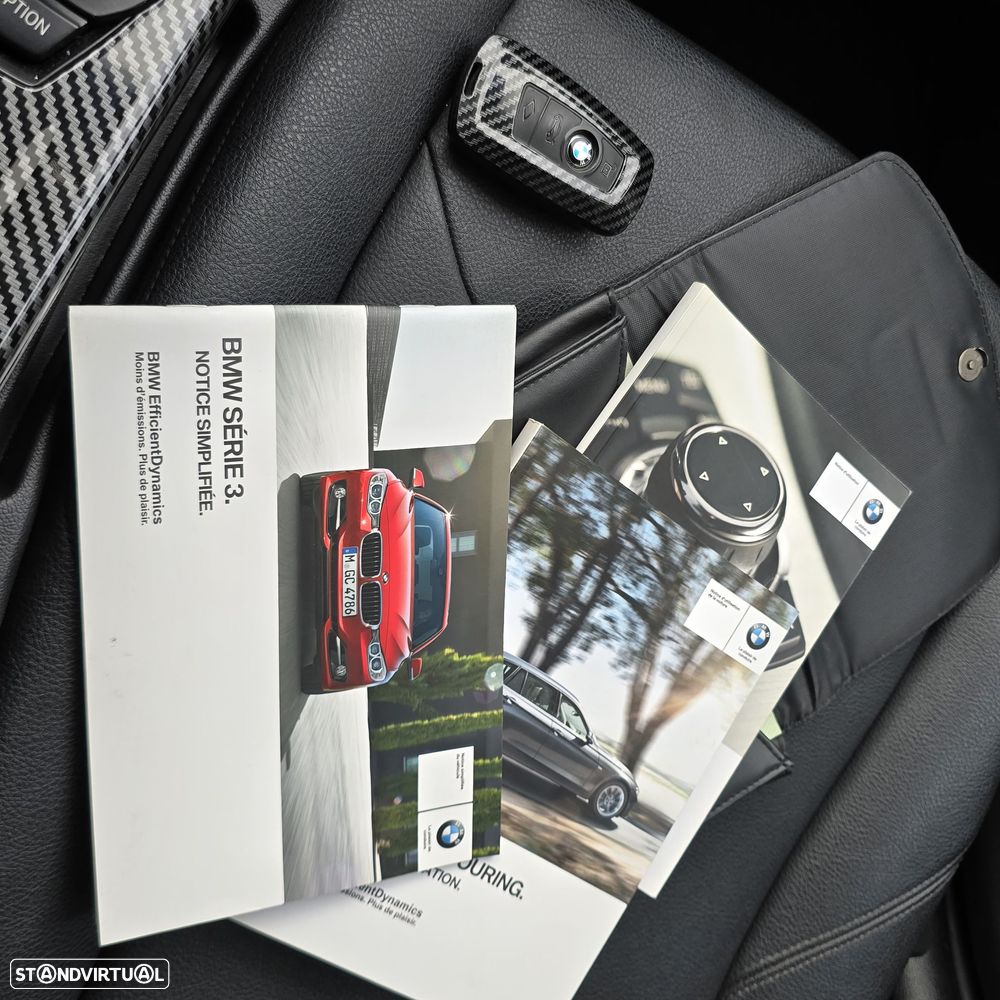 BMW 318 d Touring Auto Pack M - 23