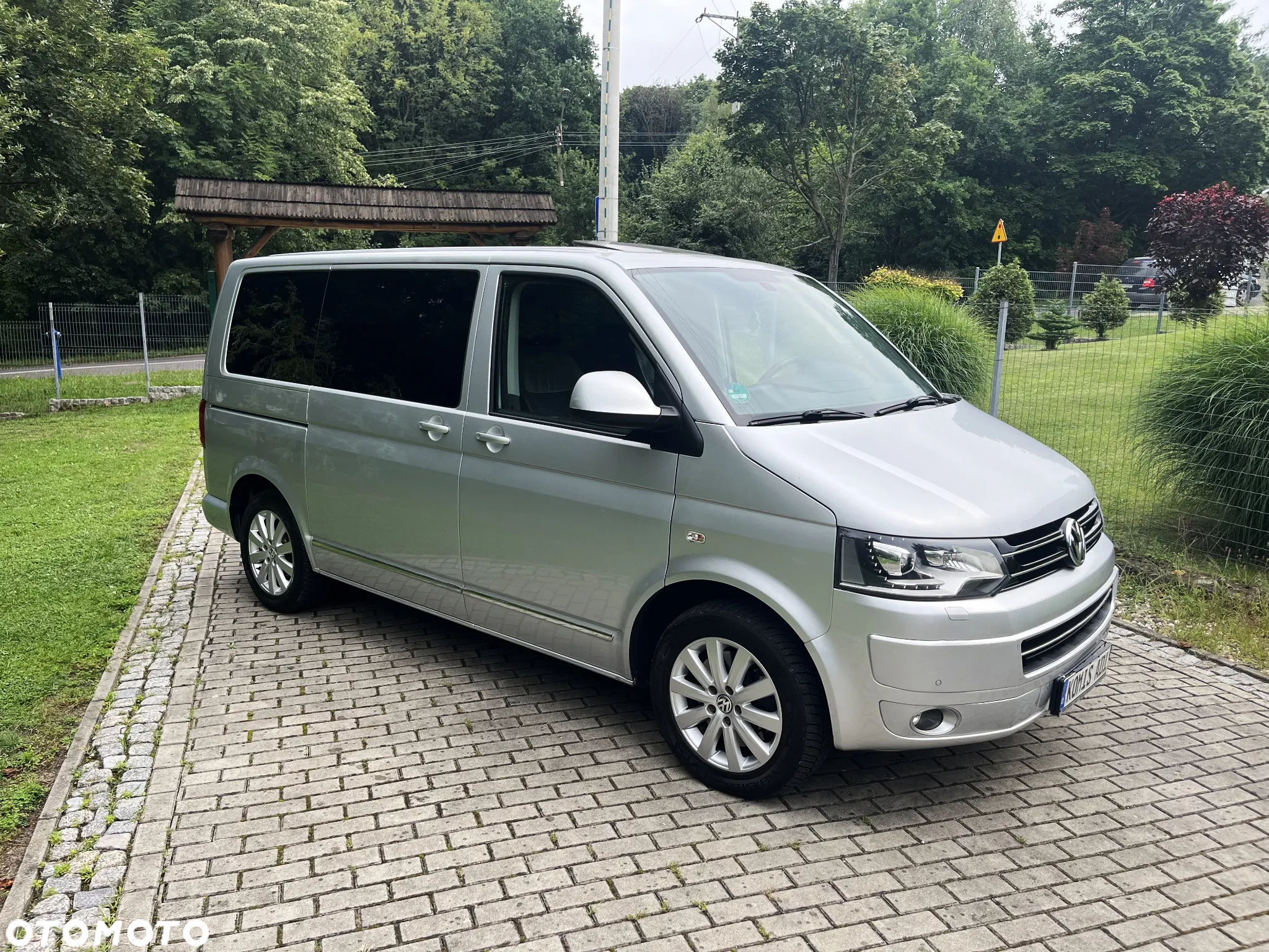 Volkswagen Multivan - 2