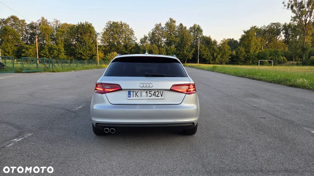 Audi A3 Sportback 2.0 TDI S line Sportpaket - 3