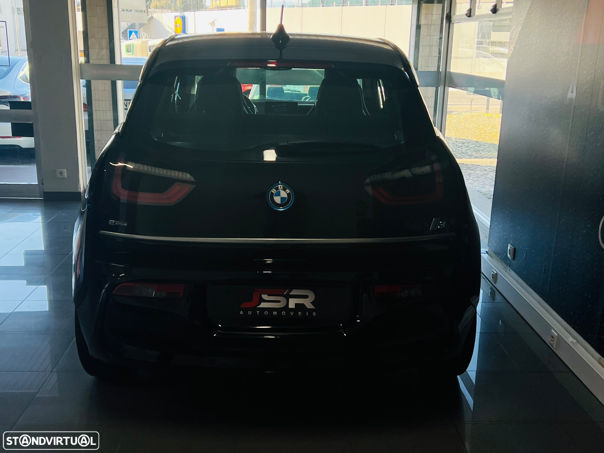 BMW i3 (94 Ah) - 24